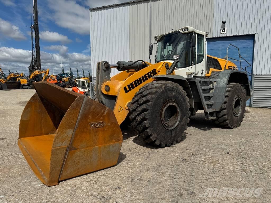 Liebherr L586 Wheel Loaders