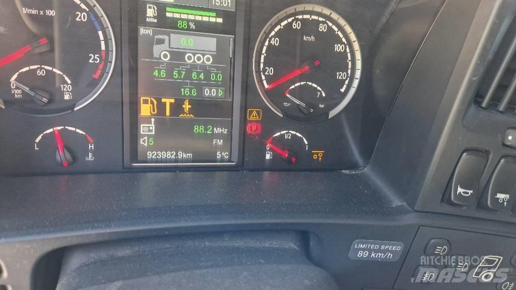 Scania R730 8x4*4 Log trucks