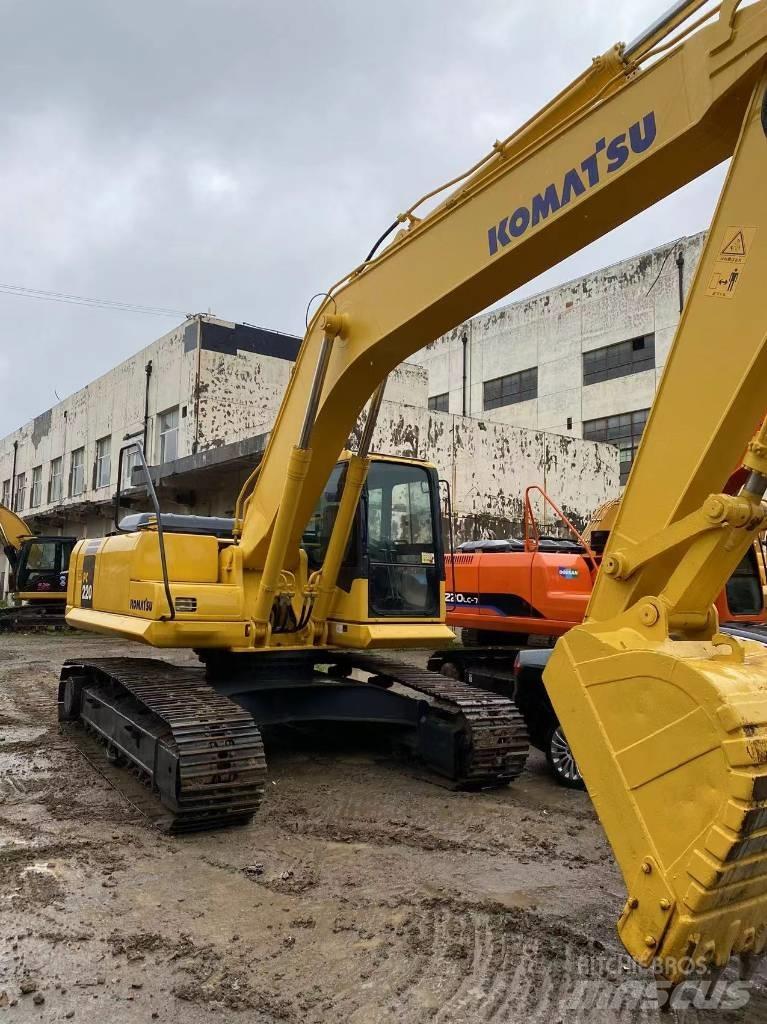 Komatsu 220 Crawler Excavators