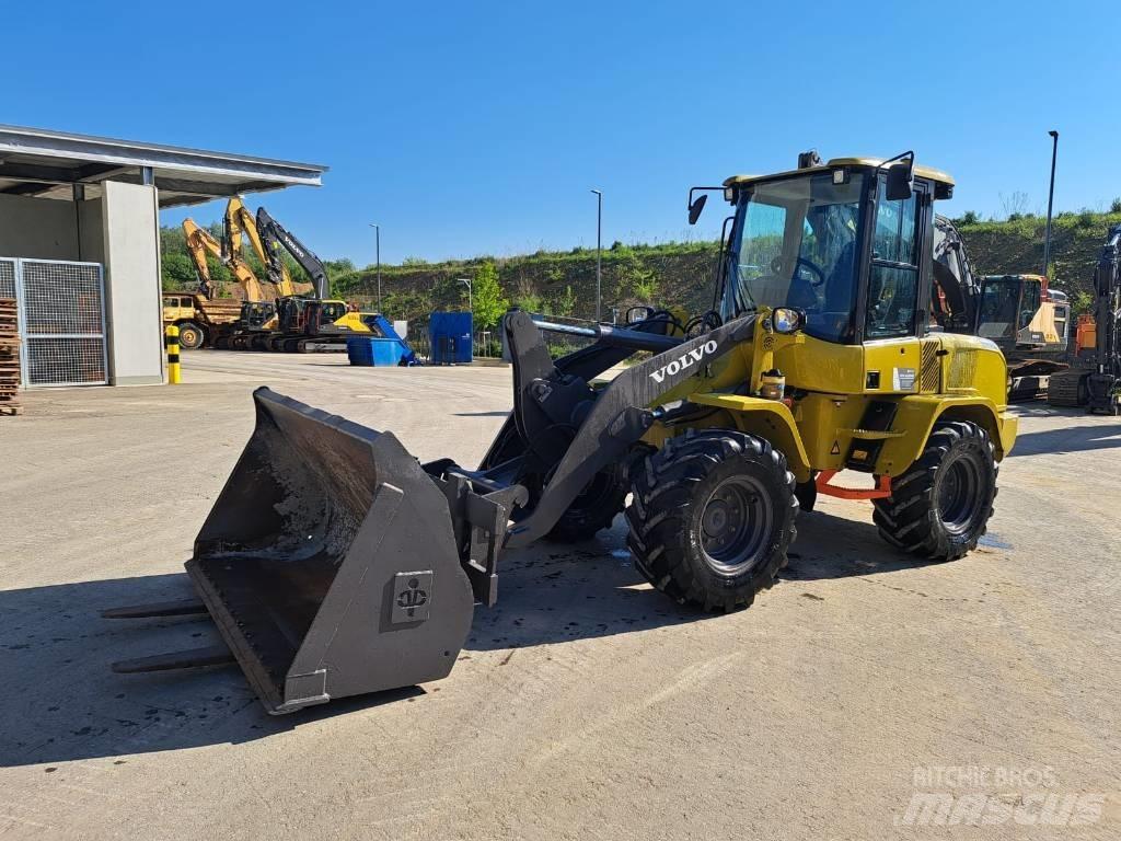 Volvo L 35 G Skid Steer Loaders