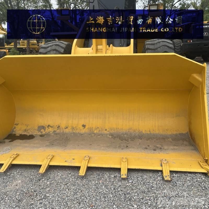 Komatsu WA 380 Wheel Loaders