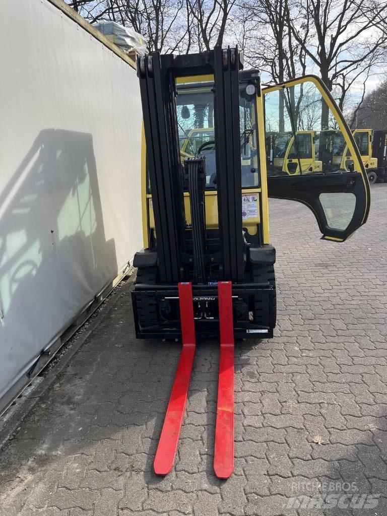 Hyster H2.5FT Diesel Forklifts