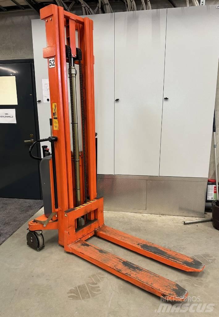 Rocla ELF 1001/3300 Manual Pallet Stacker