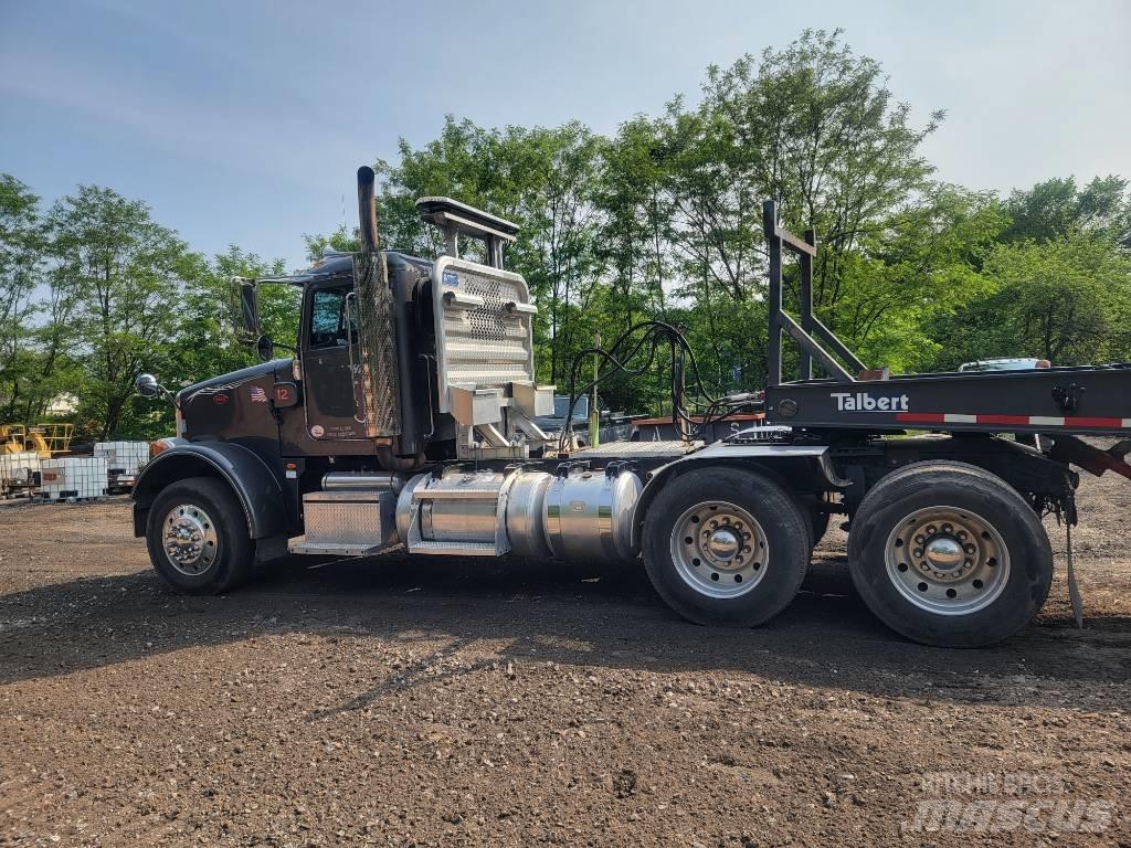 Peterbilt 365 Conventional Trucks / Tractor Trucks