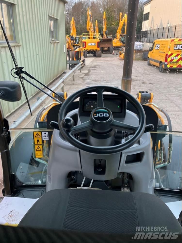 JCB 3CX Backhoe Loaders