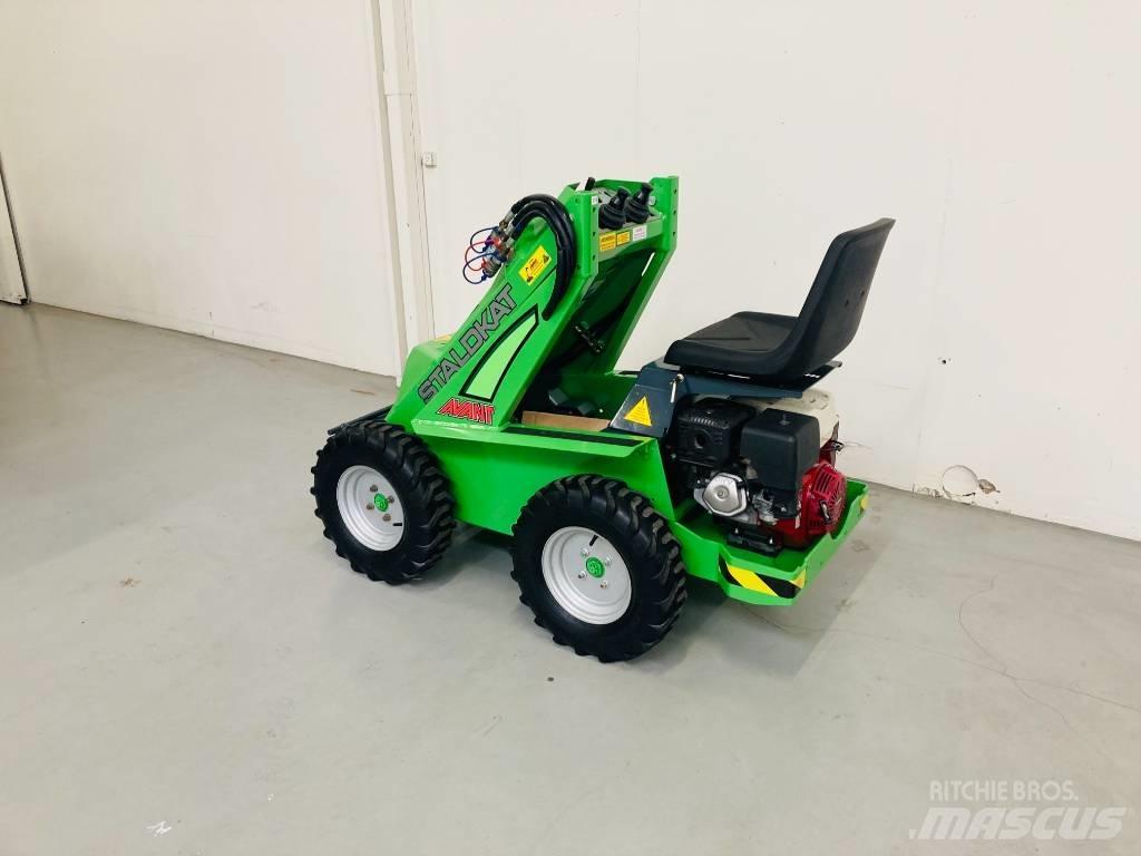 Avant 313 S Skid Steer Loaders