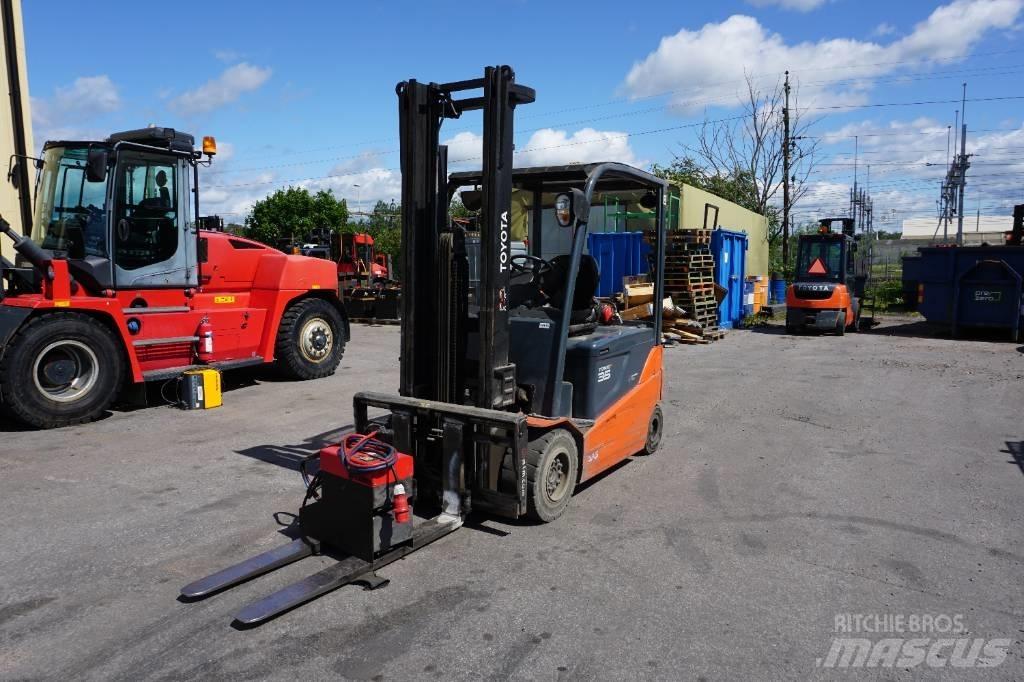Toyota 8FBMT35 Electric Forklifts