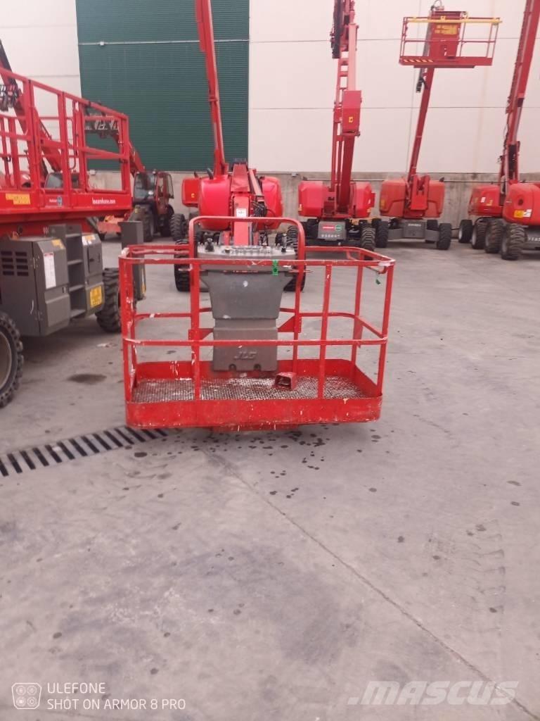 JLG 660 SJ Telescopic boom lifts