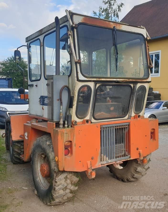 Schaeff SKB 902 Backhoe Loaders
