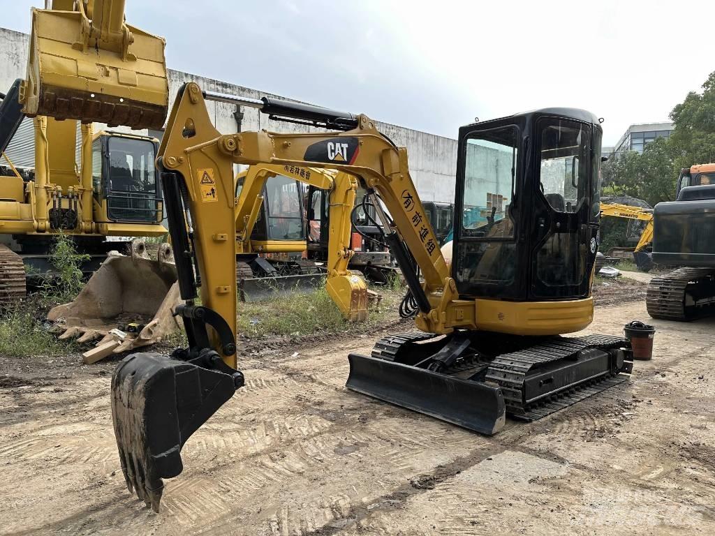 CAT 303 CR Mini Excavators <7t (Mini Diggers)