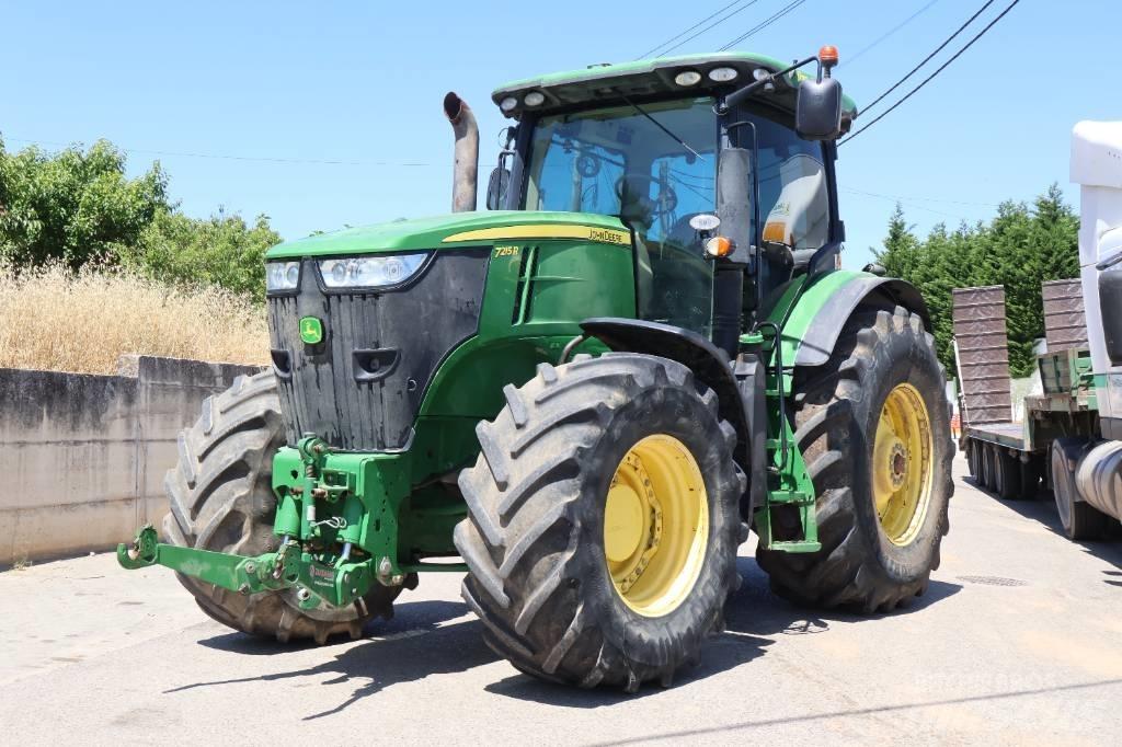 John Deere 7215 R Tractors