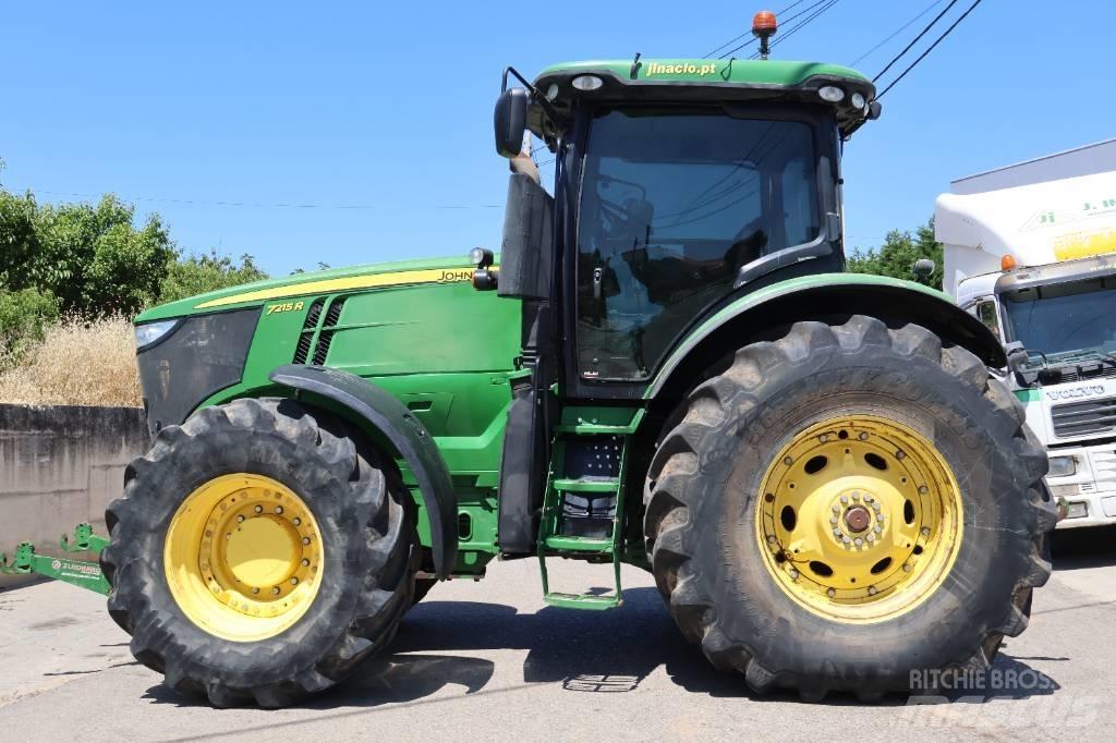 John Deere 7215 R Tractors