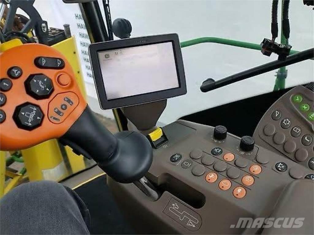 John Deere 8600 Self-propelled foragers