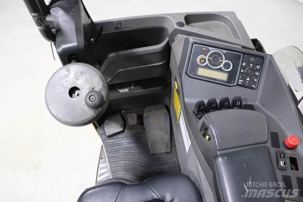 Atlet UMS160D Reach trucks