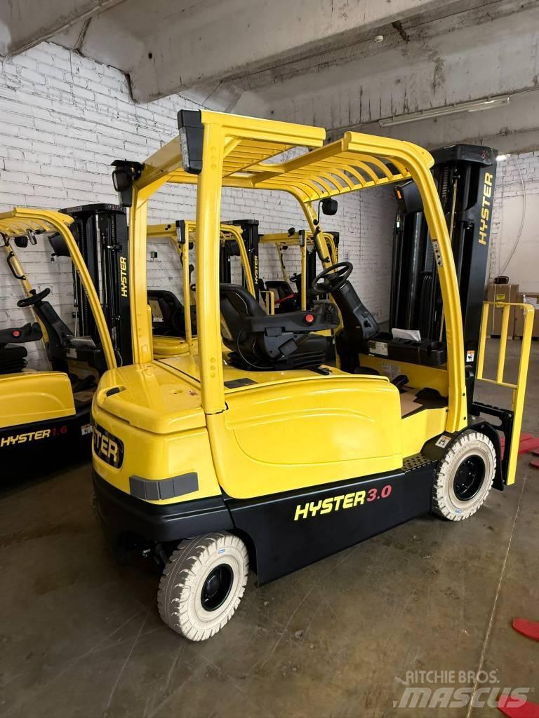Hyster J3.0XN Electric Forklifts
