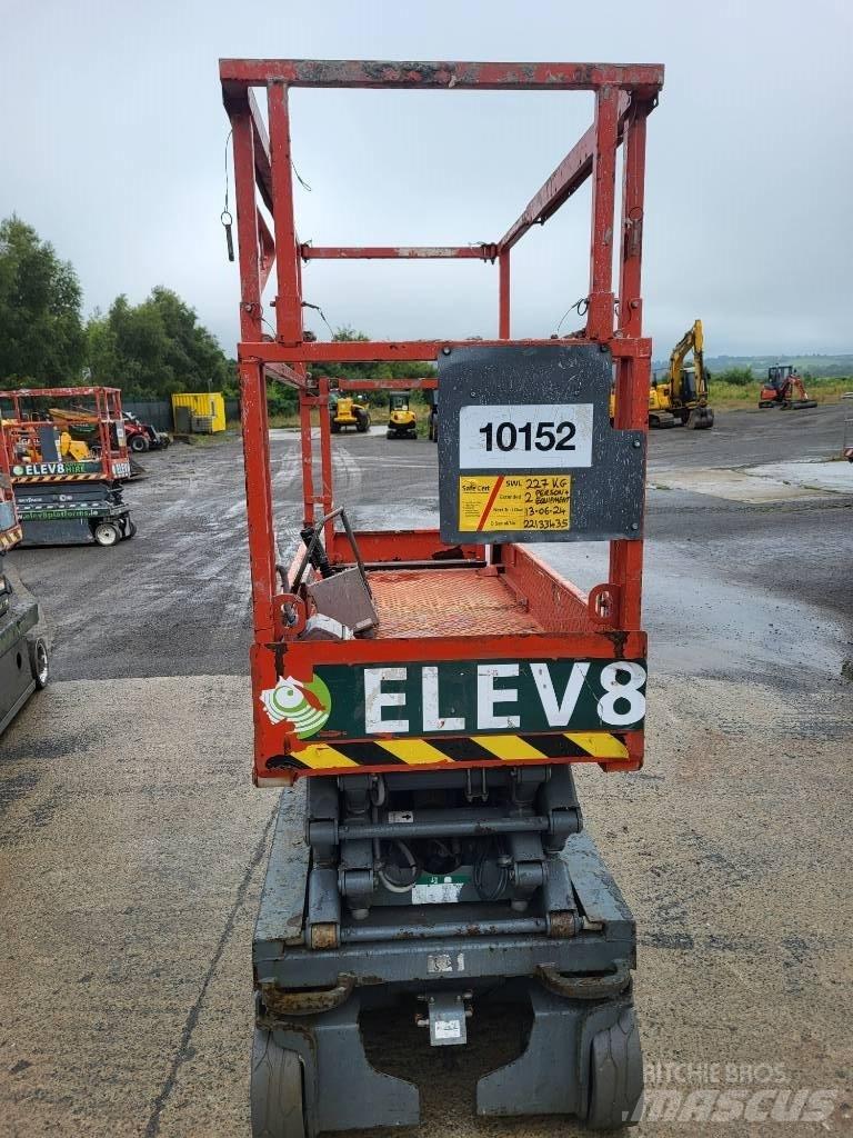 SkyJack 32/19 Scissor Lifts