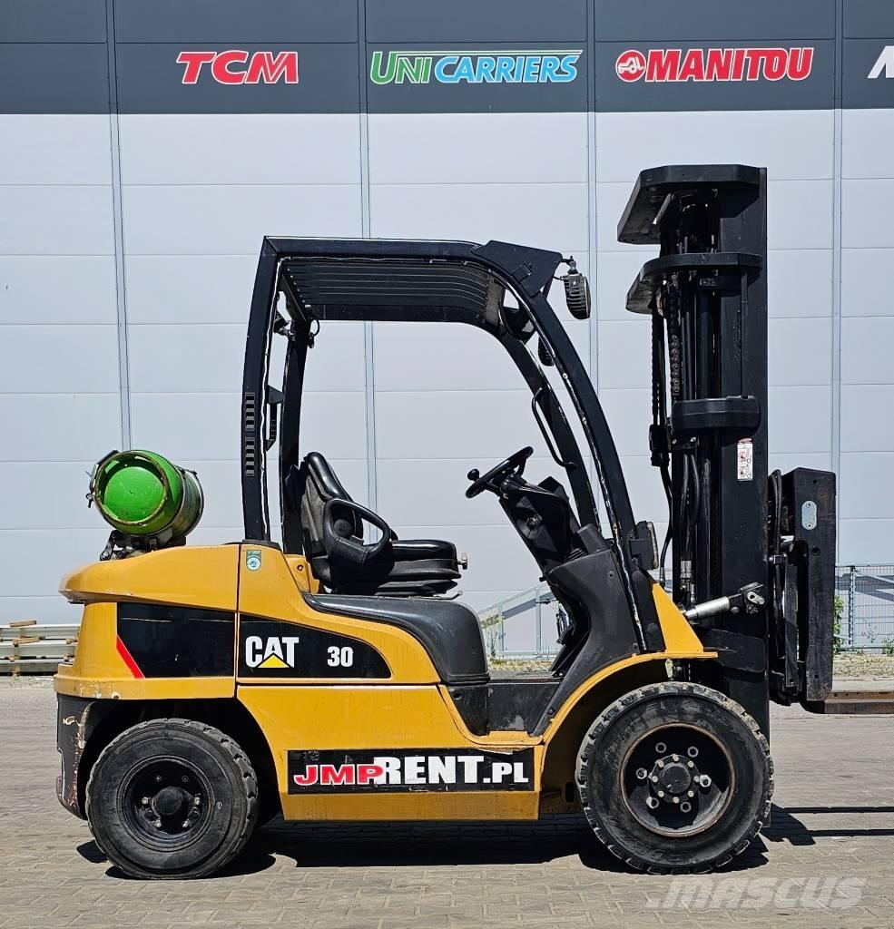 CAT GP 30 N LPG trucks