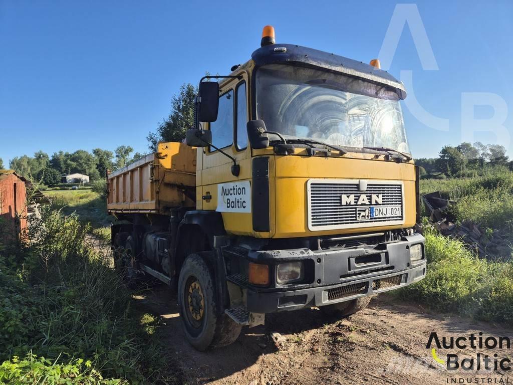 MAN 22.372 Dump Trucks