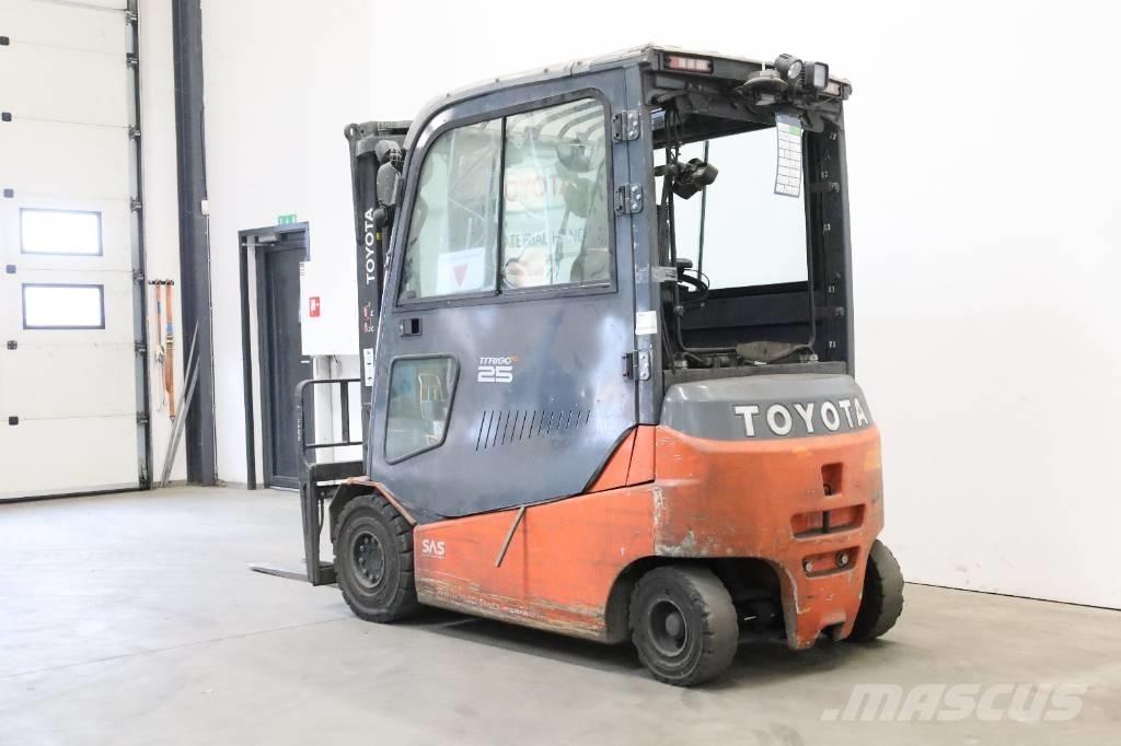 Toyota 8 FBMT 25 Electric Forklifts