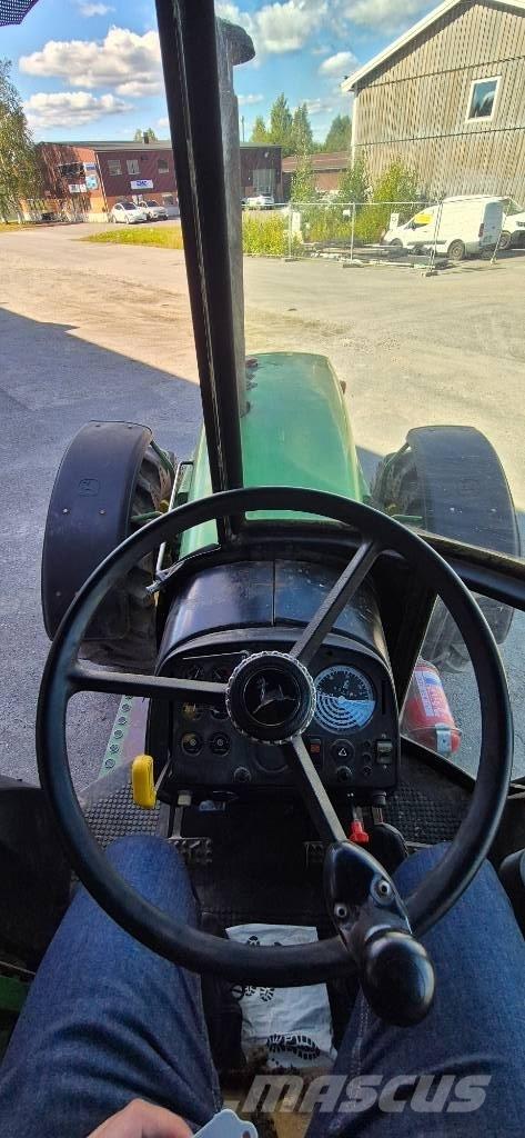 John Deere 4240 S Tractors