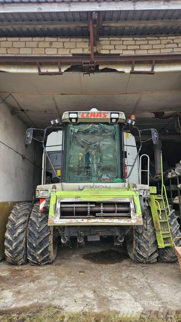 CLAAS Lexion 480 Combine Harvesters