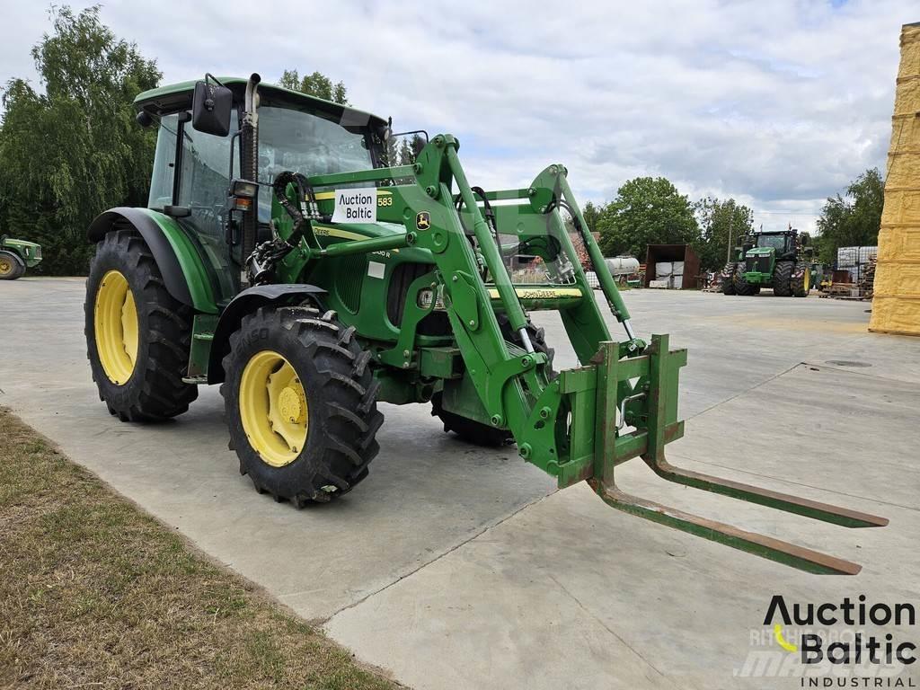 John Deere 5100 R Tractors