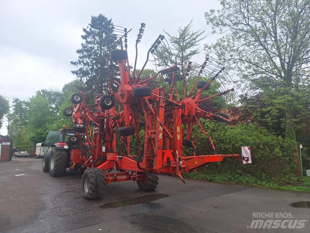 Kuhn GA 15021 Swathers \ Windrowers