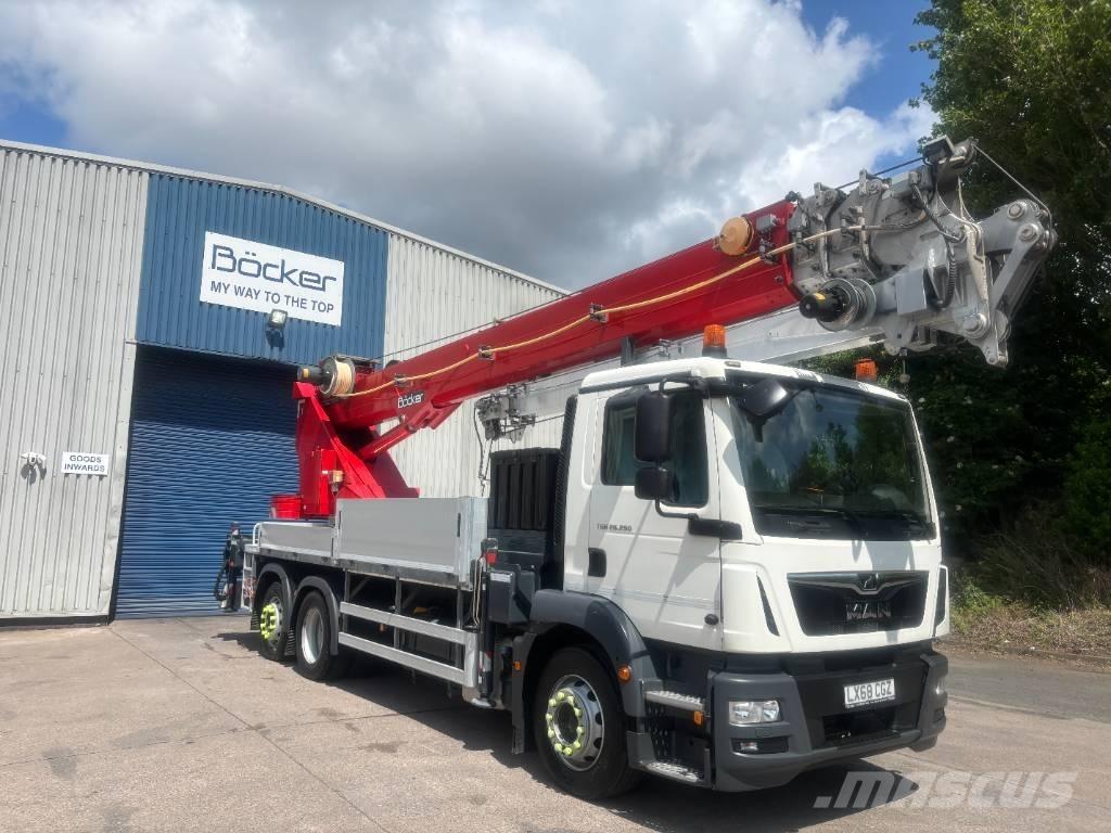Böcker AK 46/6000 Mobile and all terrain cranes