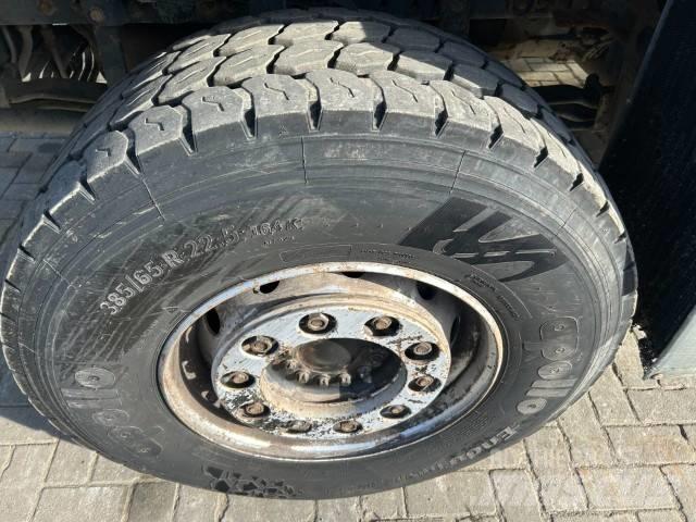 MAN TGS 33.400 Dump Trucks