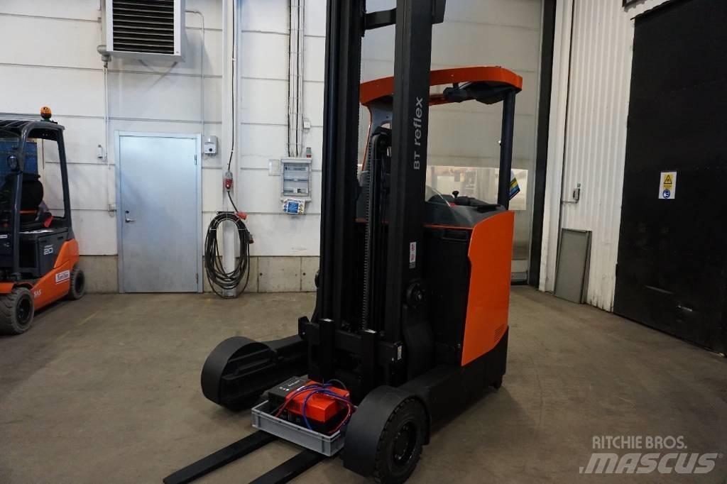 Toyota RRE160HR Reach trucks