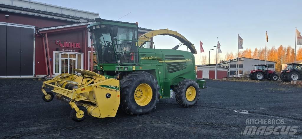 John Deere 7400 Foragers