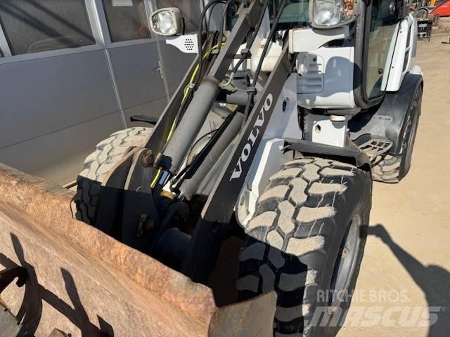 Volvo L 25 F Wheel Loaders