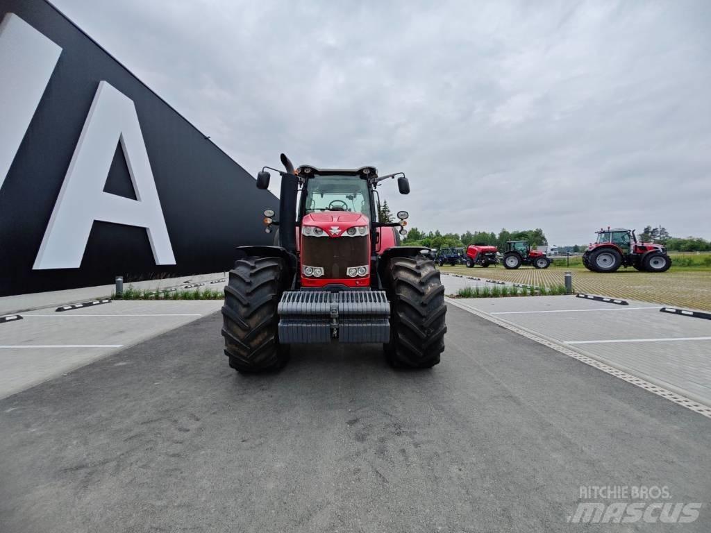 Massey Ferguson 8735 Tractors