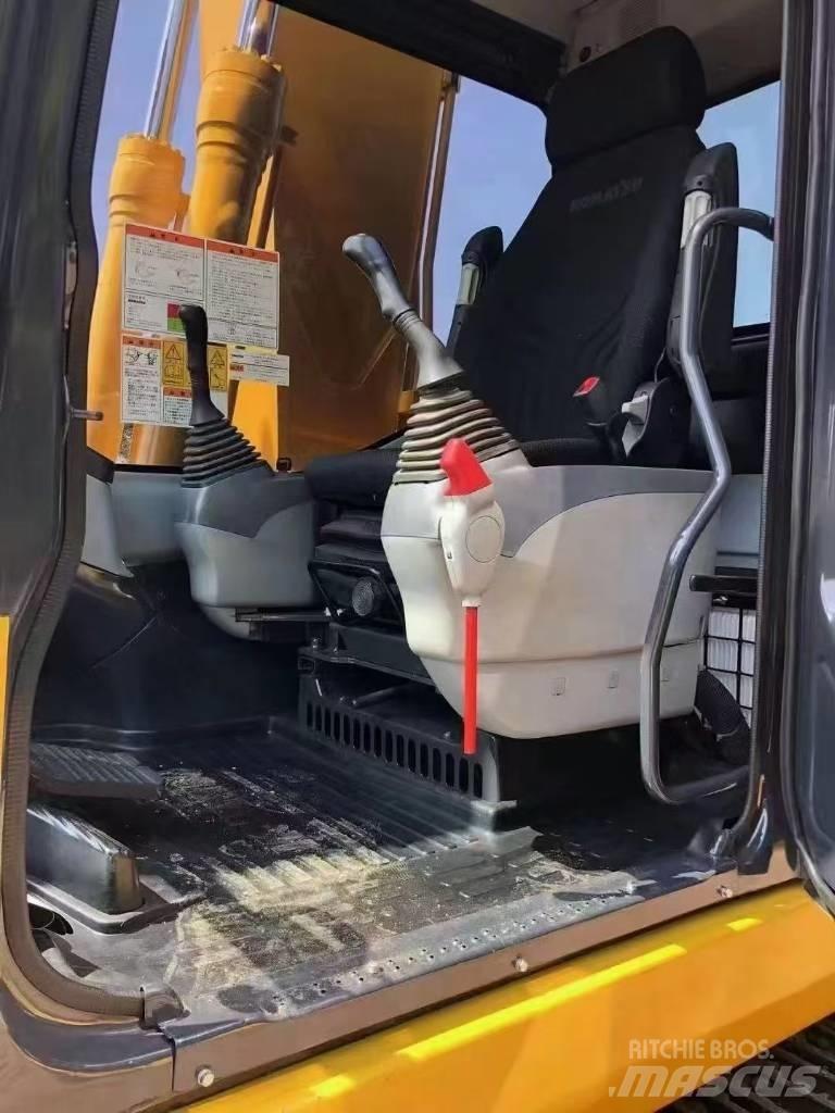 Komatsu 160-7 Crawler excavators