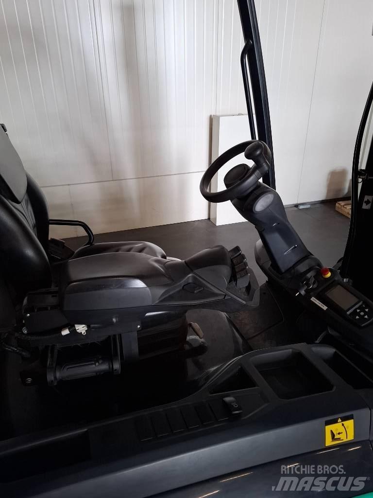 Mitsubishi FB35N Electric Forklifts
