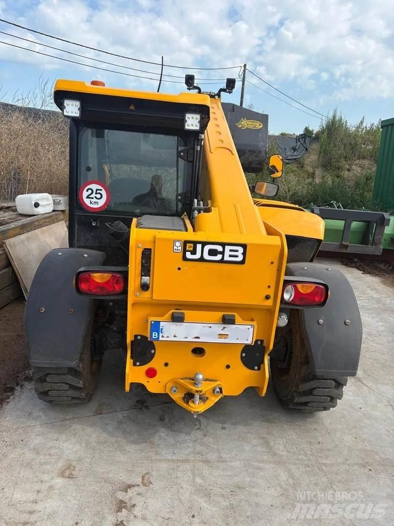 JCB 525.60 Telehandlers for Agriculture