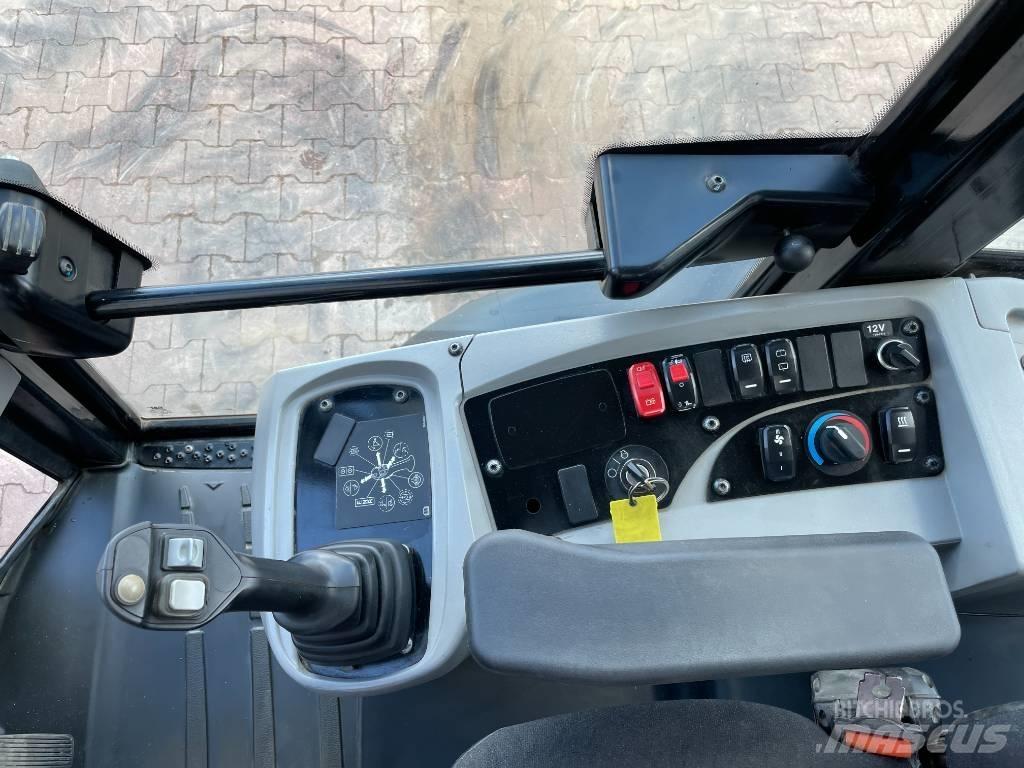CAT 906 M Wheel Loaders