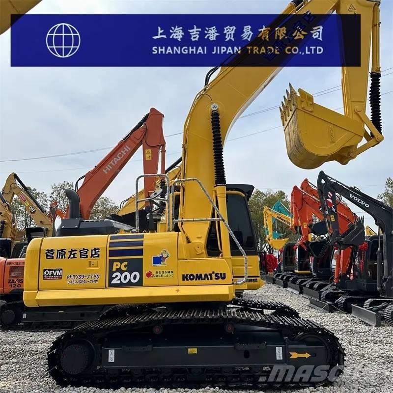 Komatsu PC 220-8 Crawler Excavators