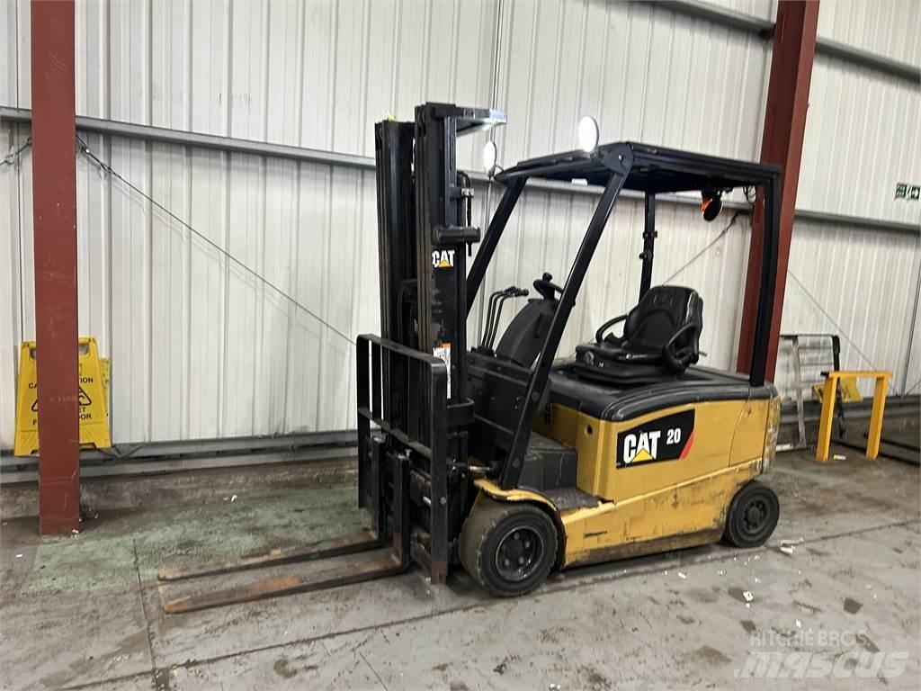 CAT EP20PN Electric Forklifts