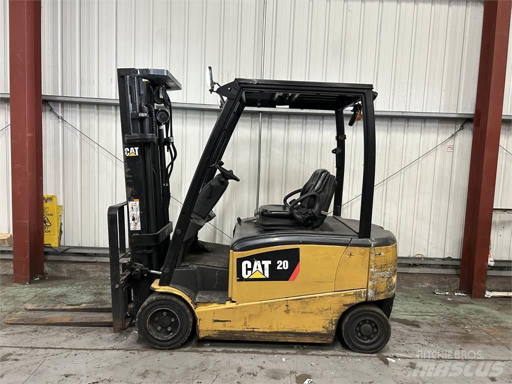 CAT EP20PN Electric Forklifts