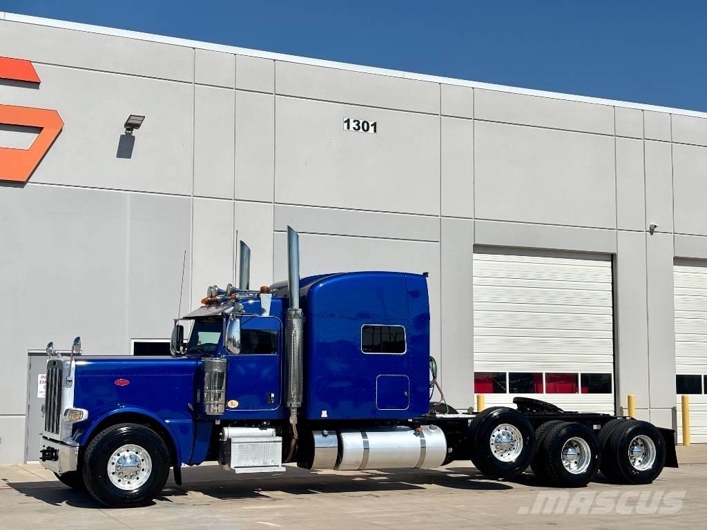 Peterbilt 389 Conventional Trucks / Tractor Trucks