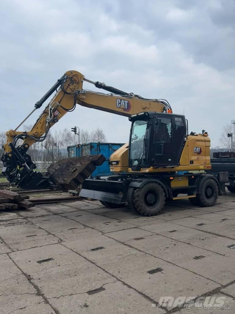 CAT M 319 Wheeled Excavators