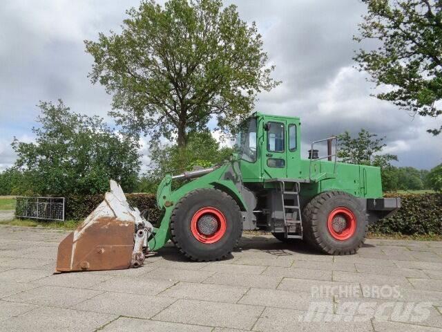 Daewoo MG300-3 Wheel Loaders