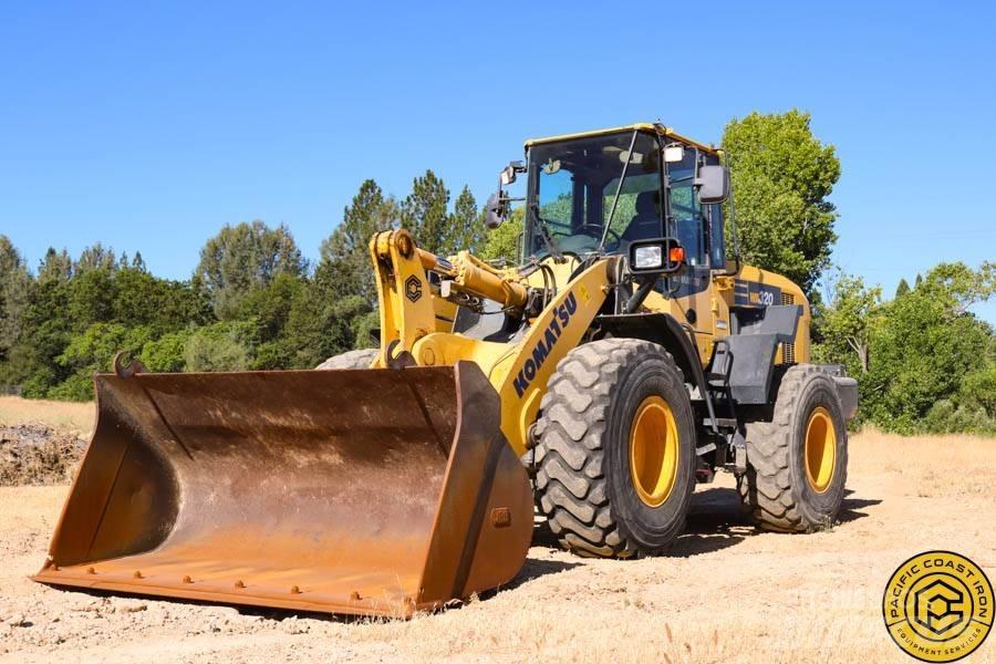 Komatsu WA 320-7 Wheel Loaders