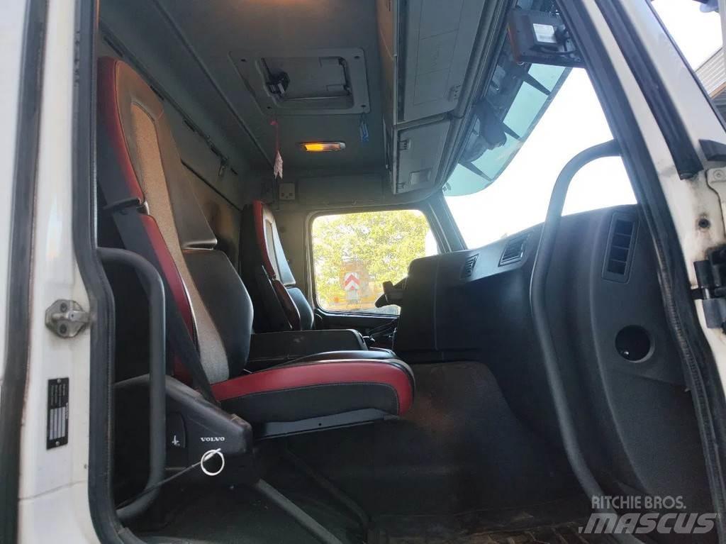Volvo FMX 370 4x2 Conventional Trucks / Tractor Trucks