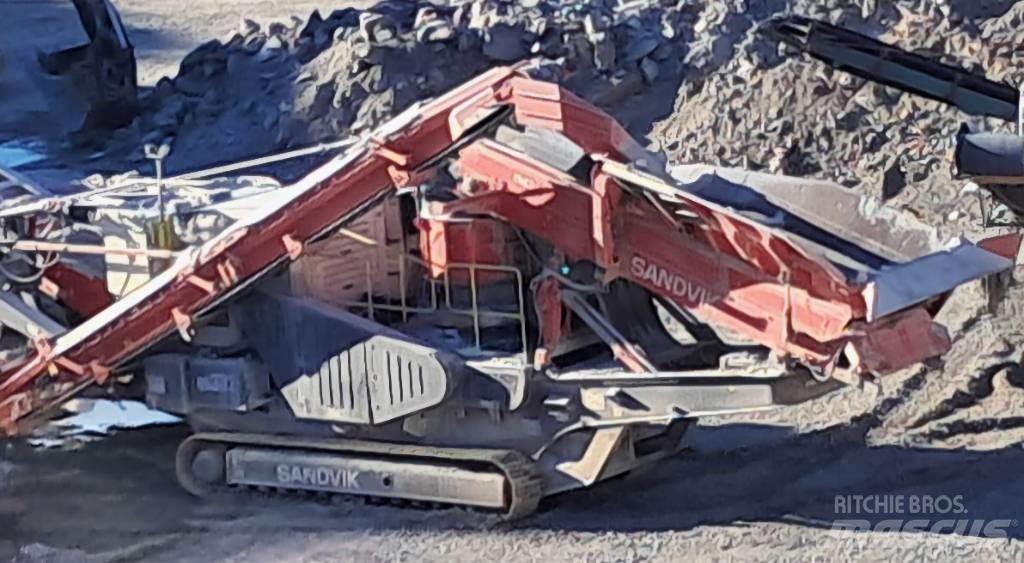 Sandvik QH 332 DDHS Mobile crushers