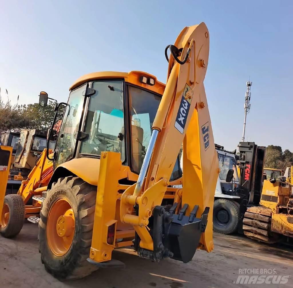 JCB 3 CX Backhoe Loaders