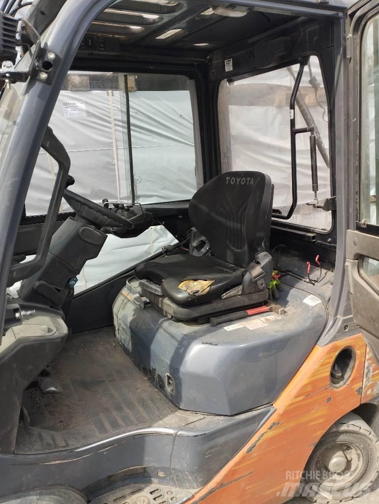 Toyota 8FDF18 Diesel Forklifts