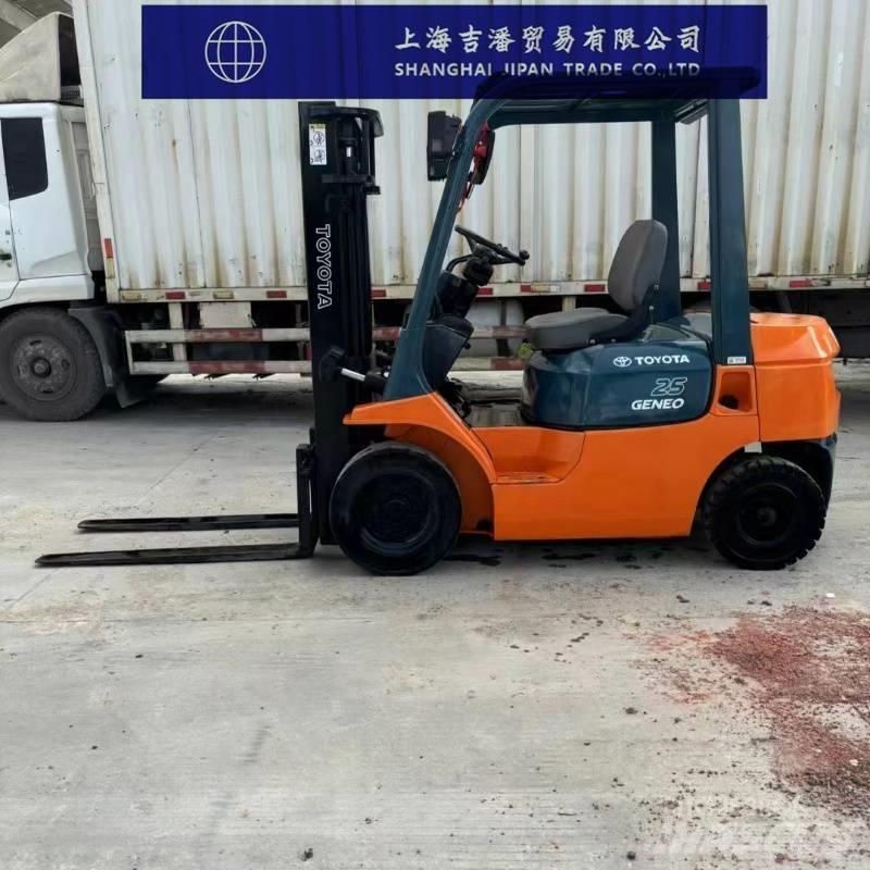 Toyota FD 25 Diesel Forklifts