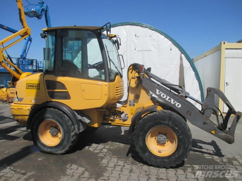 Volvo L 25 F Wheel Loaders